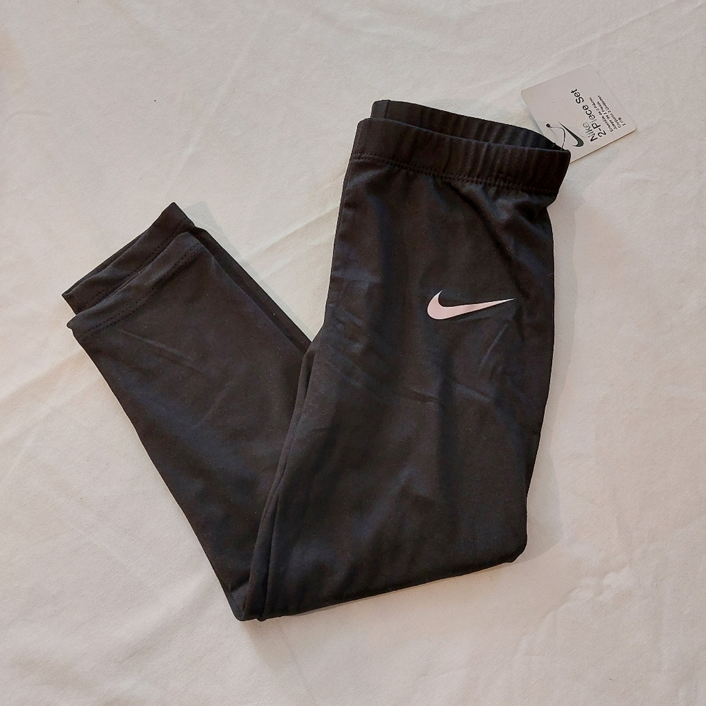 Nike Lightweight Black Leggings NWT 4T - Picture 7 of 8